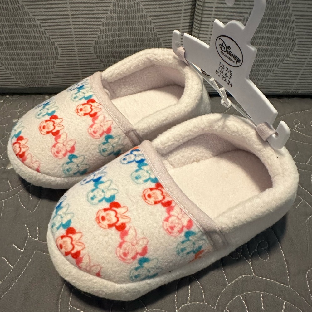 Disney Toddler Minnie Mouse Light Purple Non Skid Slippers NWT Various Sizes
